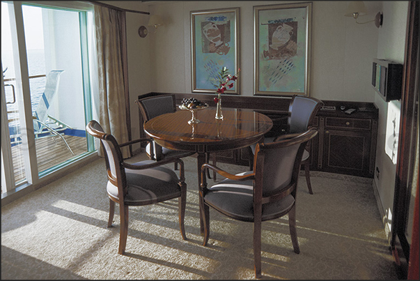 Cruising on the Silver Shadow. Dining room in the cabin