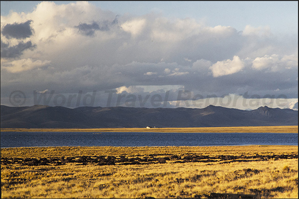 Several lakes are present on the plateau of the Meseta del Bombon at the base of the Cordillera de Huayhuash