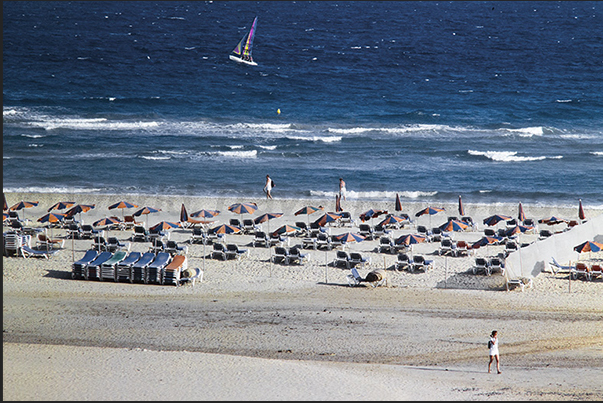 The beaches of Sotavento de Jandia and Mal Nombre, on the east coast, are among the most popular on the island