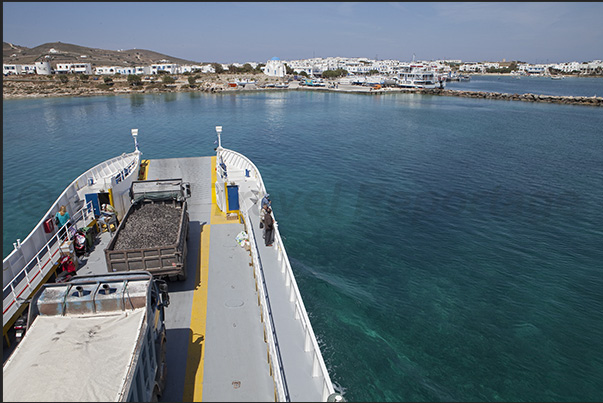 Arrival on the island of Antiparos with the ferry that connects it to the nearby island of Paros