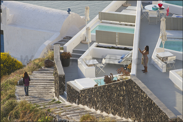 Rooms with sea view swimming pool